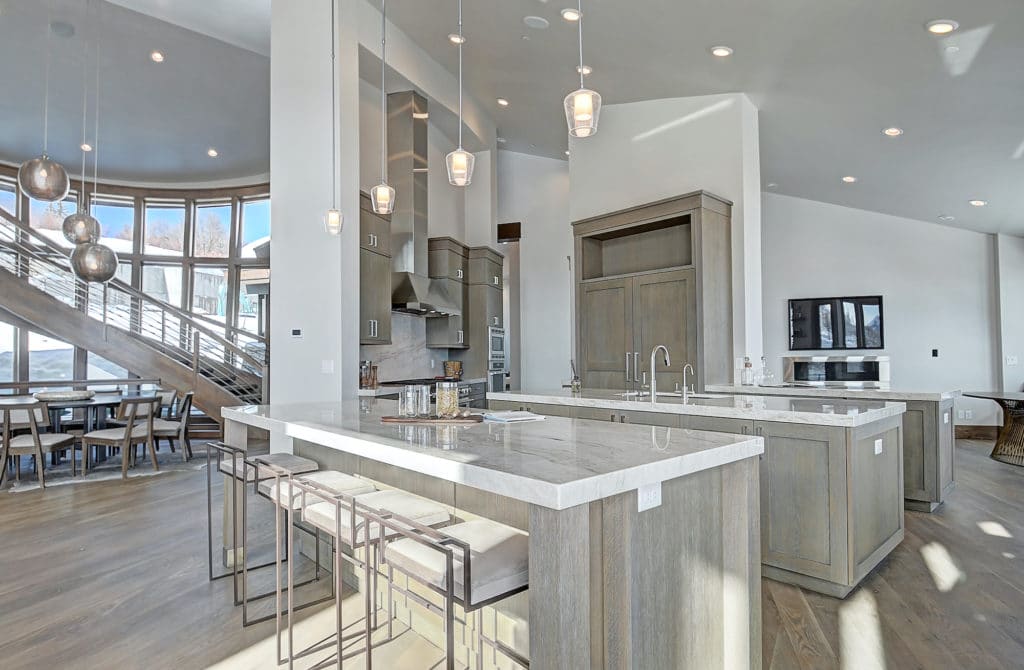 RW Customs | Contemporary