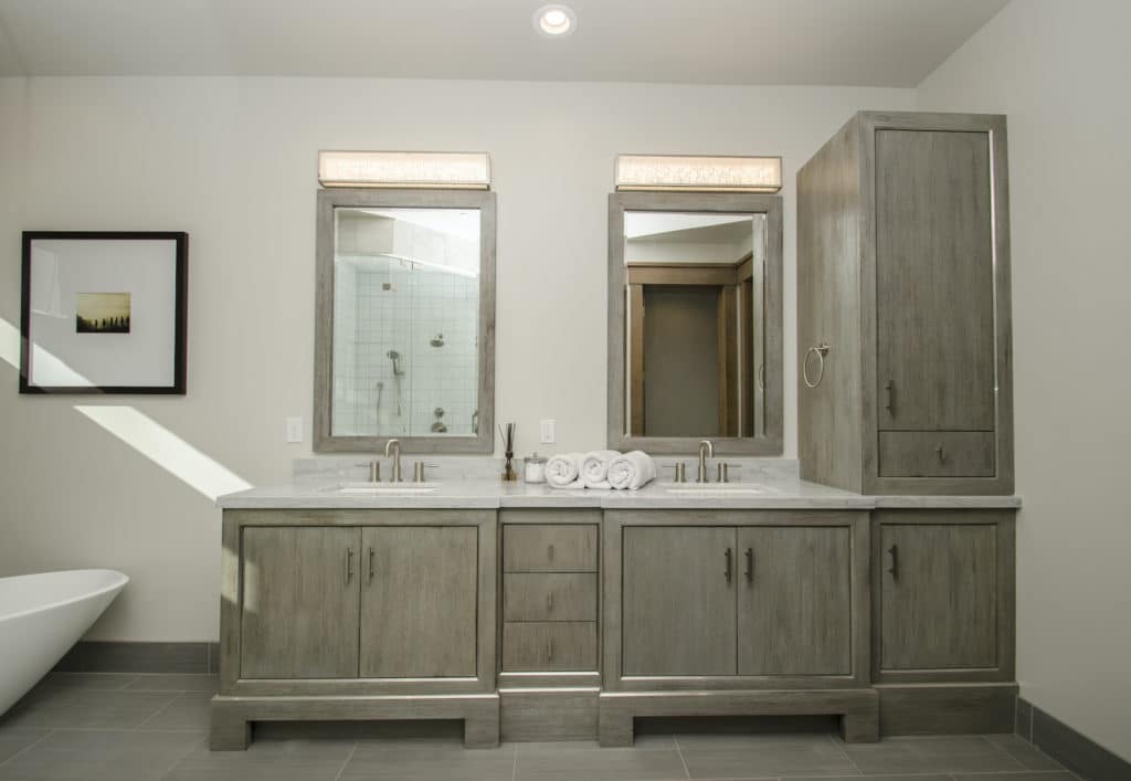 RW Customs | Contemporary