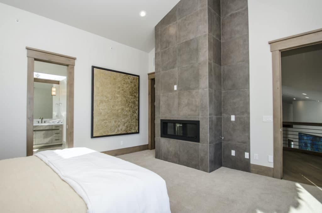 RW Customs | Contemporary