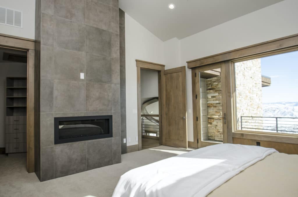 RW Customs | Contemporary