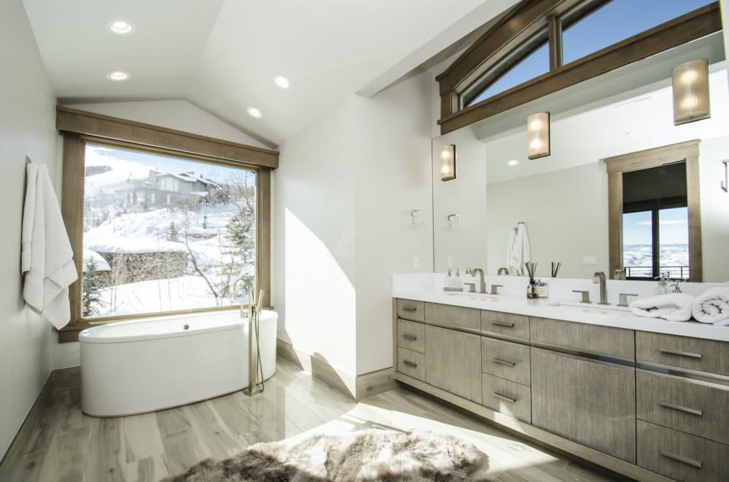 RW Customs | Contemporary