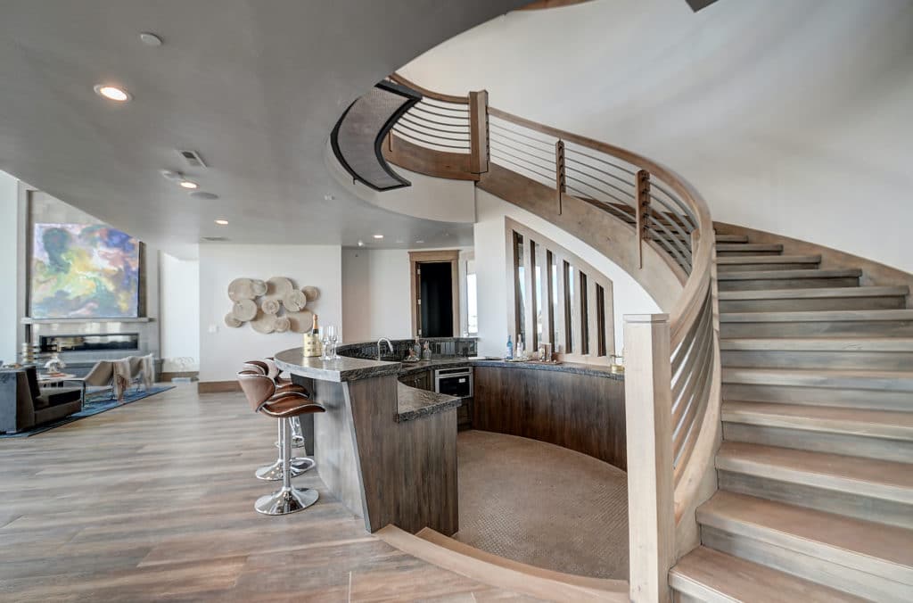 RW Customs | Contemporary