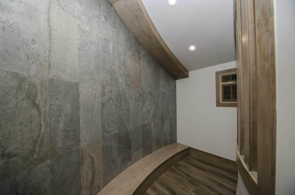 RW Customs | Contemporary