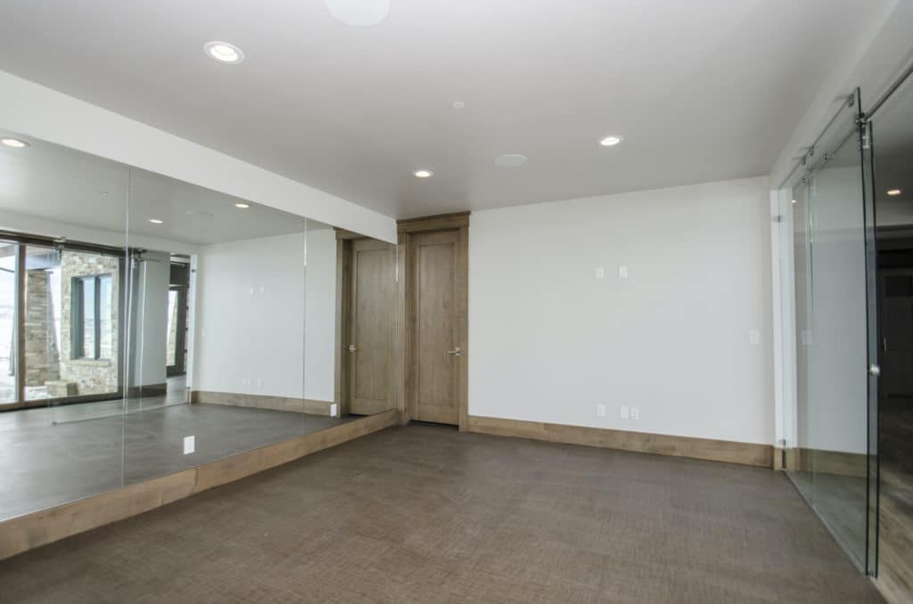 RW Customs | Contemporary