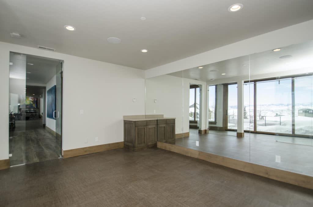 RW Customs | Contemporary