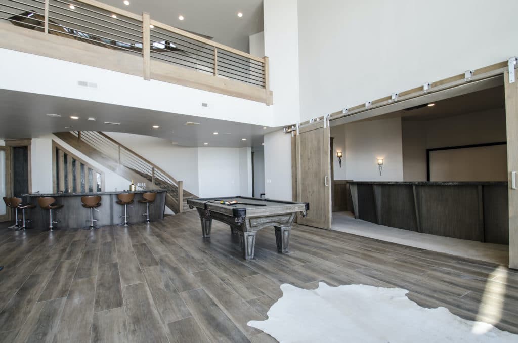 RW Customs | Contemporary