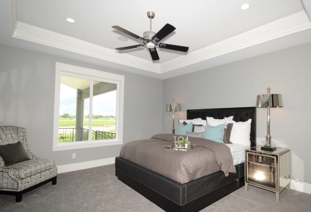 RW Customs | 2015 Parade of Homes – Edgewood Estates