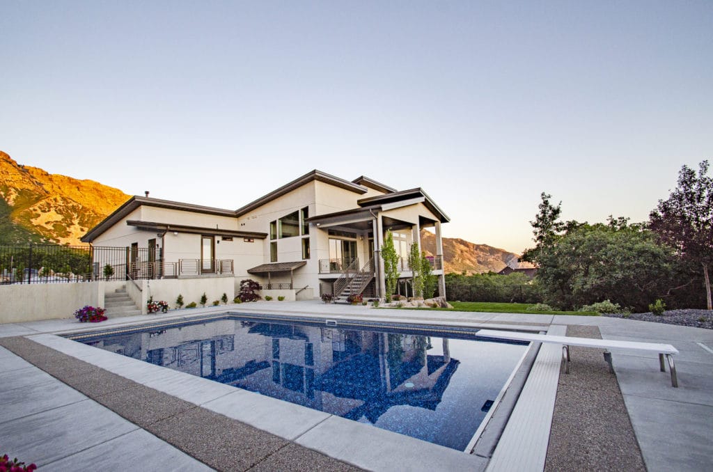 RW Customs | 2020 Parade of Homes - The Evolution