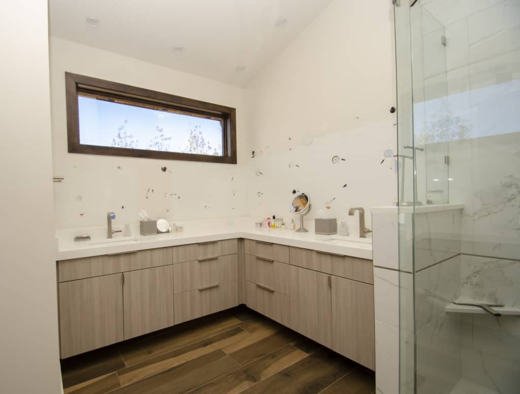 RW Customs | Contemporary
