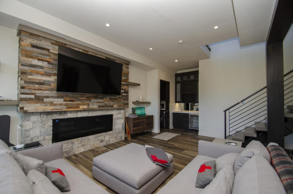 RW Customs | Contemporary