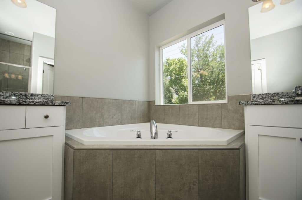 RW Customs | Traditional - 2112 N 800 Coldwater Sub