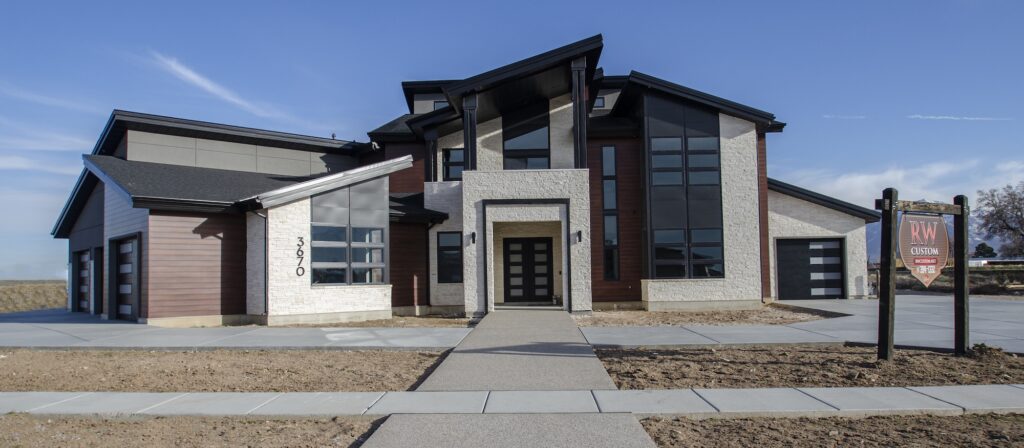 RW Customs | Contemporary