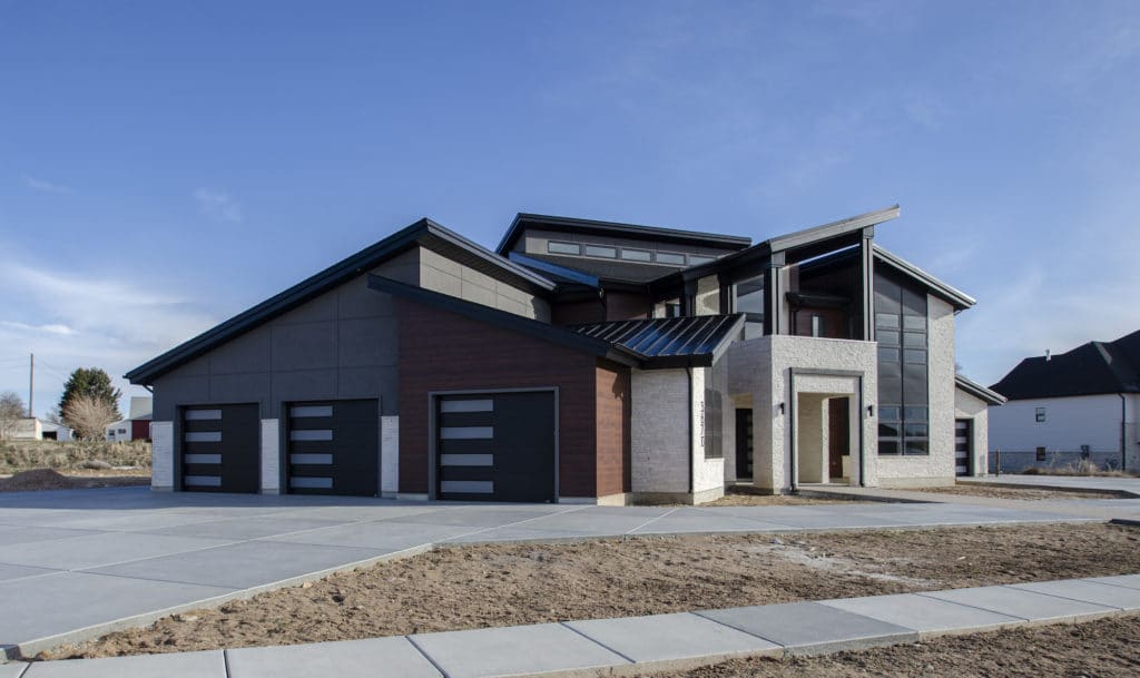 RW Customs | Contemporary