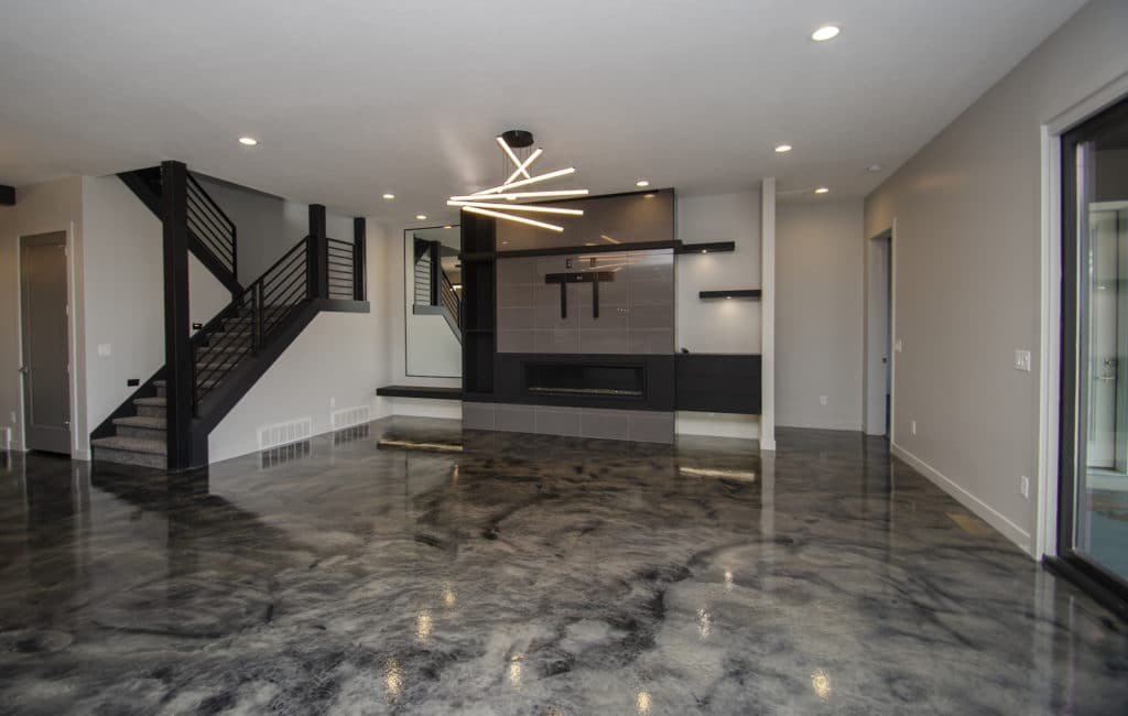 RW Customs | Contemporary
