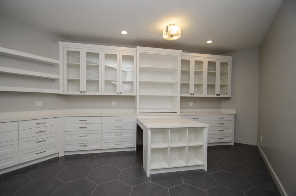 RW Customs | Contemporary