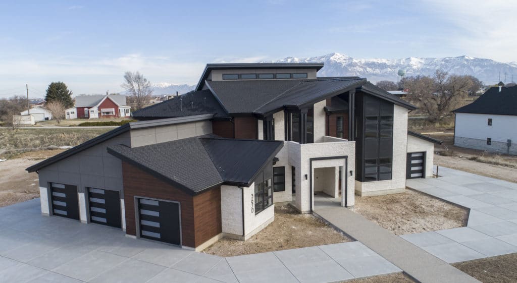 RW Customs | Contemporary
