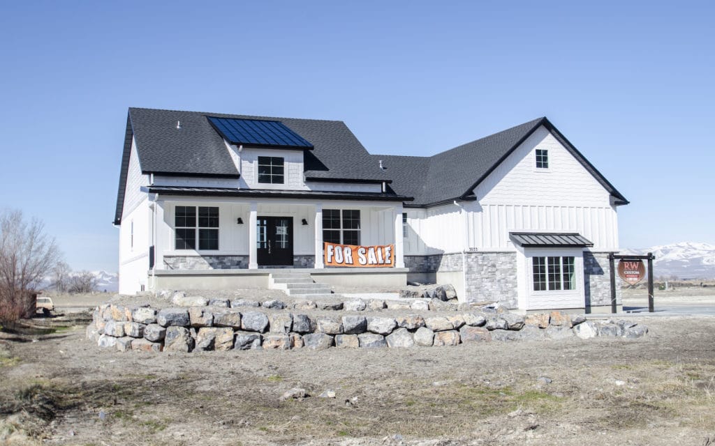 RW Customs | Modern Farmhouse 2