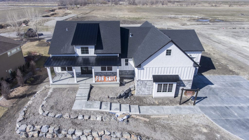 RW Customs | Modern Farmhouse 2