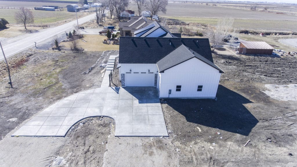 RW Customs | Modern Farmhouse 2