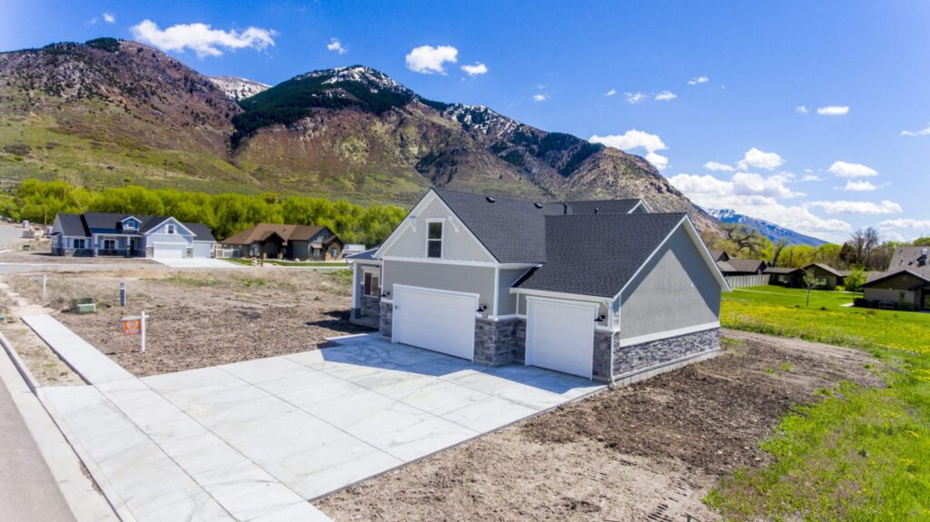 RW Customs | Fairview Floorplan B - Coldwater Lot 22